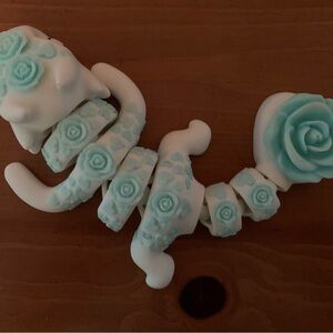 White and green serpent Skeleton Decorate